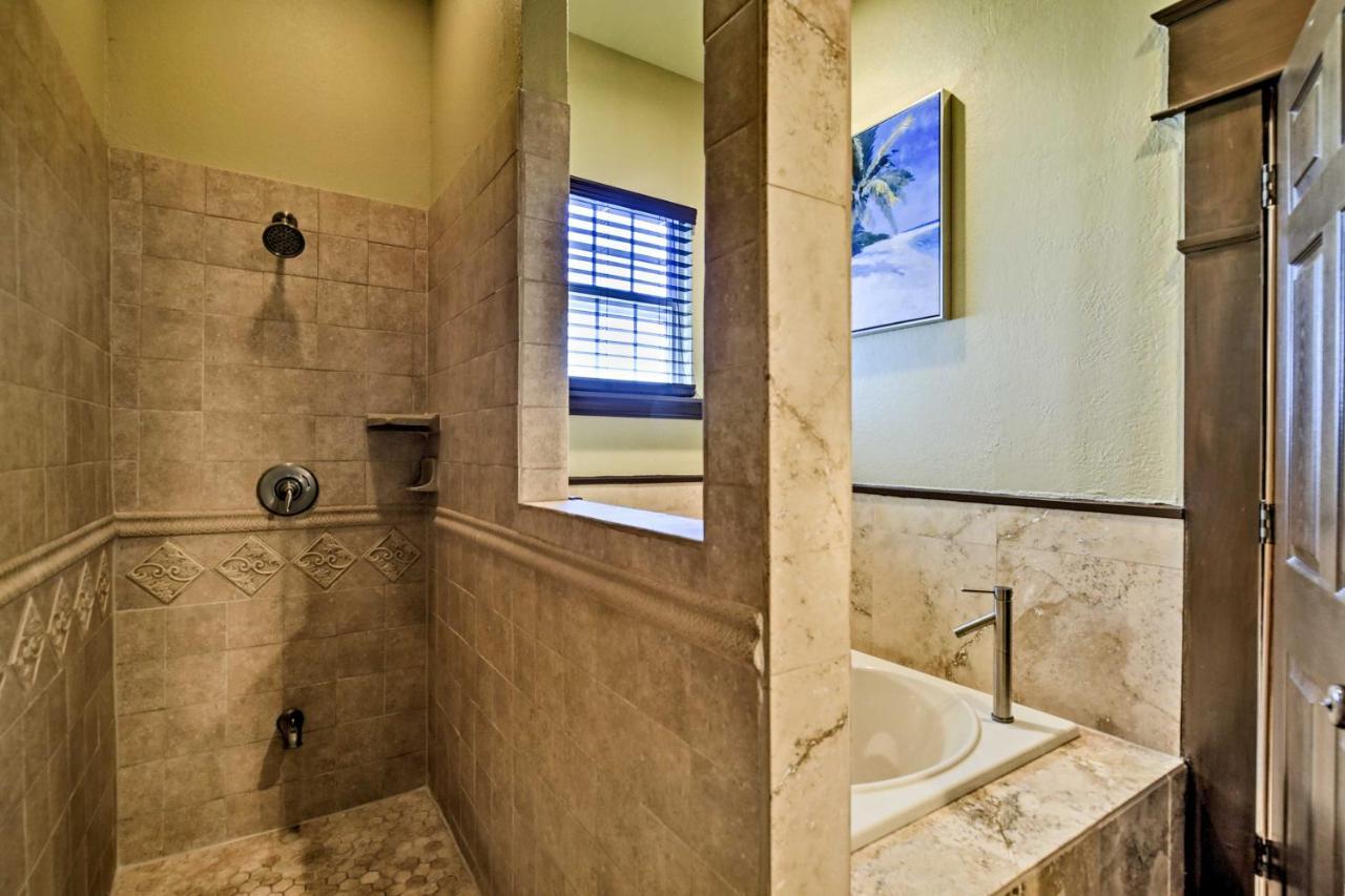 فيلا Tampa Oasis With Pool About 7 Mi To Busch Gardens! المظهر الخارجي الصورة